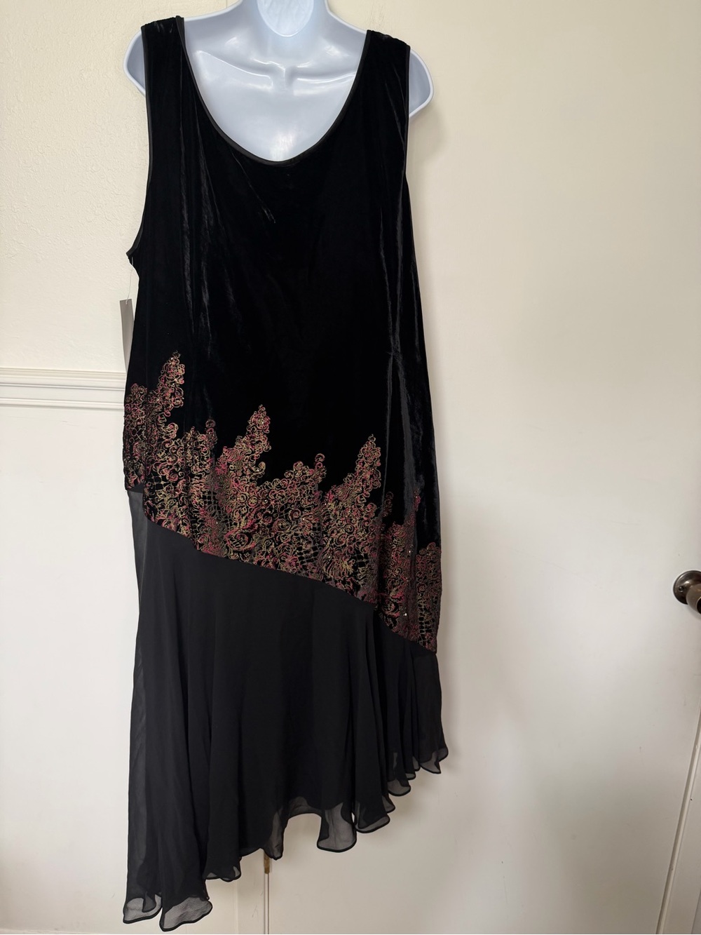 Papell Studio Black Asymmetrical Evening Dress  Metallic Embroidery size 3X NWT